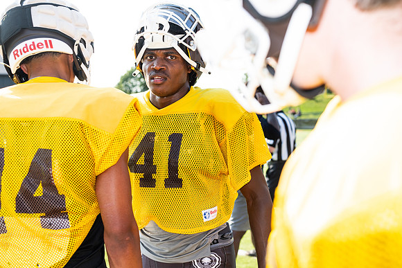football_scrimmge_2024-09-04_jk_9464