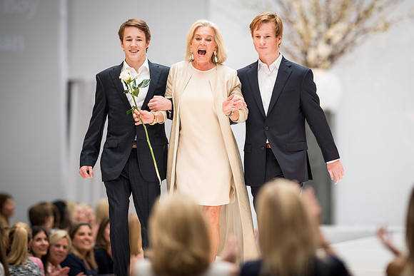 fashionshow17_runway_wkl_1378