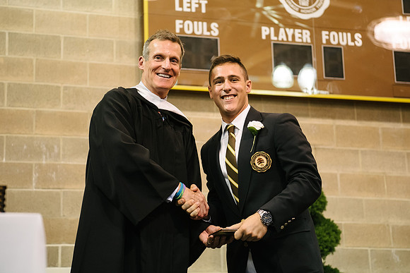 graduation19_ah_0525