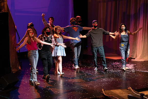 godspell_us_castgogo1_gh_0107