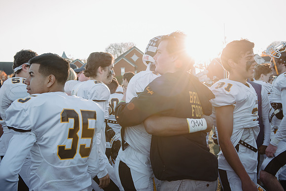 football_nepsac16_hp_3512