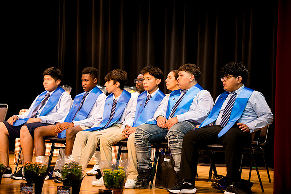 horizons_graduation25_ah_0047