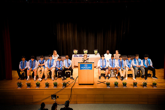 horizons_graduation25_ah_0061