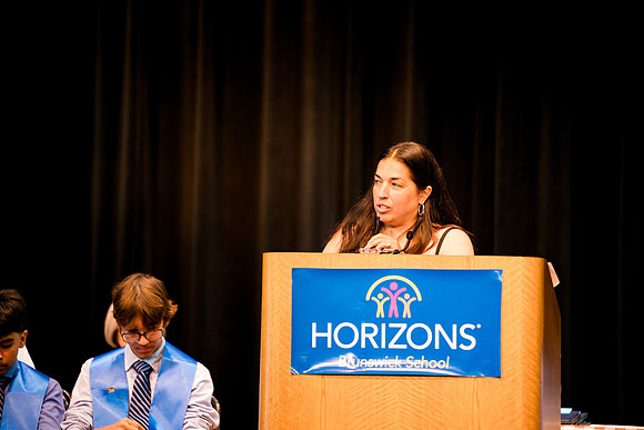 horizons_graduation25_ah_0096