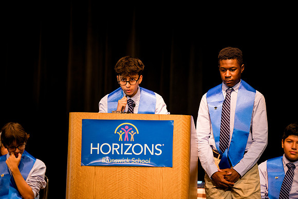 horizons_graduation25_ah_0114