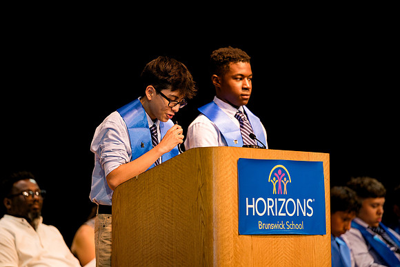 horizons_graduation25_ah_0126