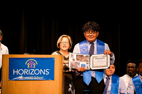 horizons_graduation25_ah_0157