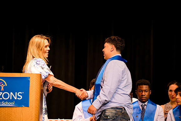 horizons_graduation25_ah_0158
