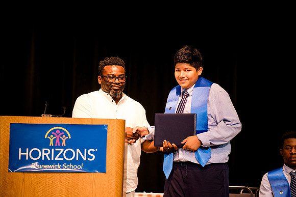 horizons_graduation25_ah_0178