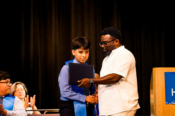 horizons_graduation25_ah_0185