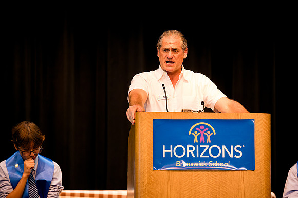 horizons_graduation25_ah_0220