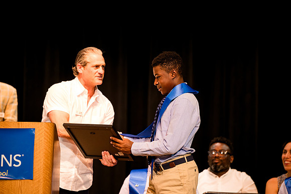 horizons_graduation25_ah_0253