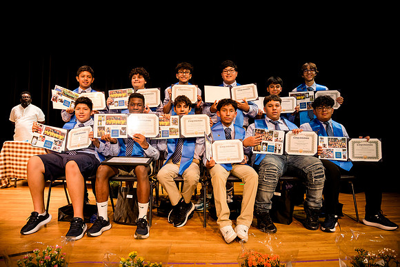 horizons_graduation25_ah_0266