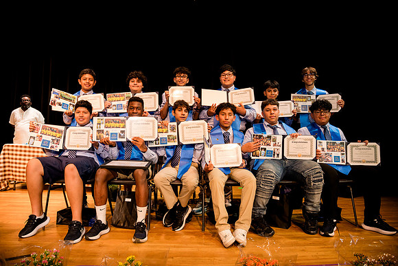 horizons_graduation25_ah_0270