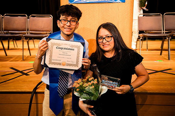 horizons_graduation25_ah_0280