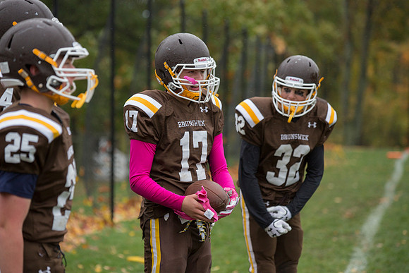 hc16_football_9s_mg_0404