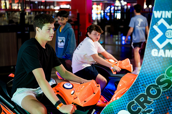 classtrip25_gr9_rpmraceway_ah_0002