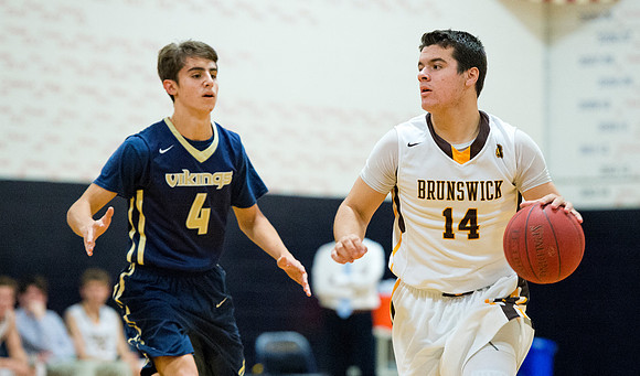 basketball_2015-12-16_dburns_2701
