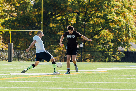 hc19_alumni_soccer_jk_3879