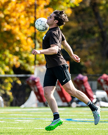 hc19_alumnisoccer_dburns_7273