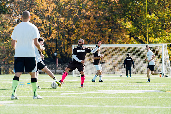 hc19_alumni_soccer_jk_3946