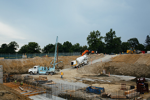 aae_pool_construction_sep12_jk_9369