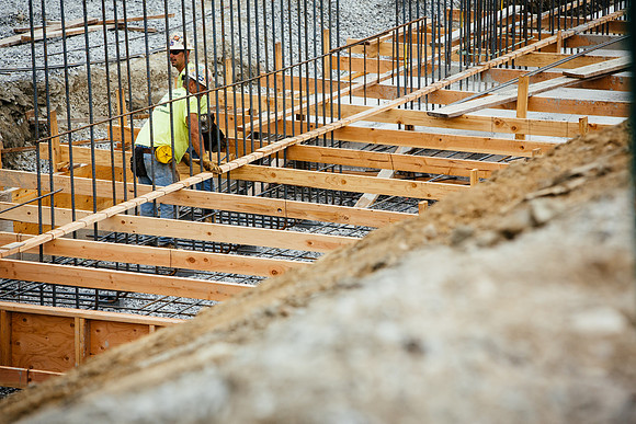 aae_pool_construction_sep12_jk_9397