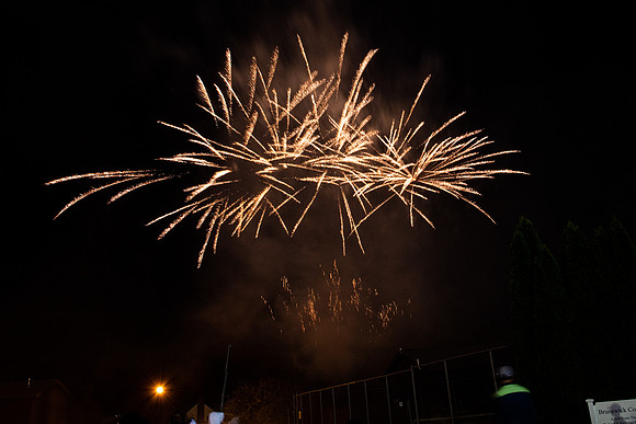 hc19_bonfireworks_wkl_6969