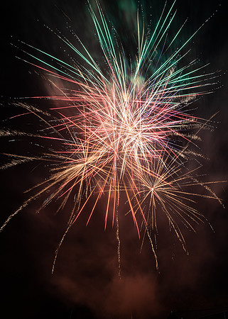 hc19_bonfireworks_wkl_6977