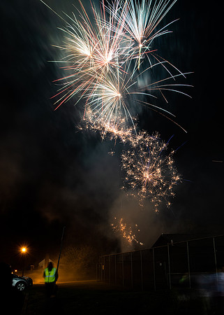 hc19_bonfireworks_wkl_6968