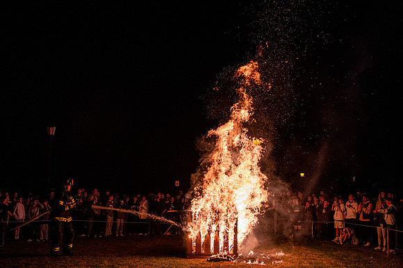 hc19_bonfireworks_wkl_6961