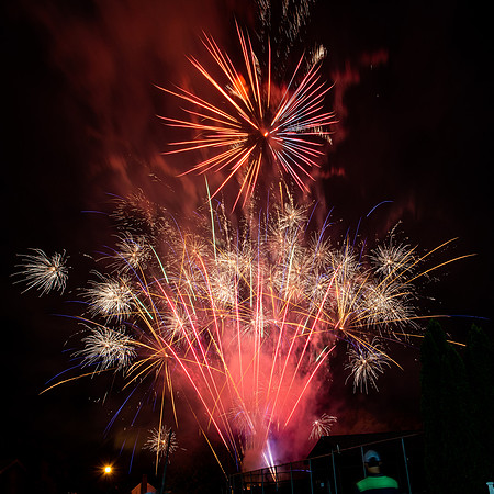 hc19_bonfireworks_wkl_6993