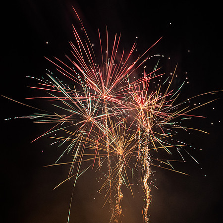 hc19_bonfireworks_wkl_6981