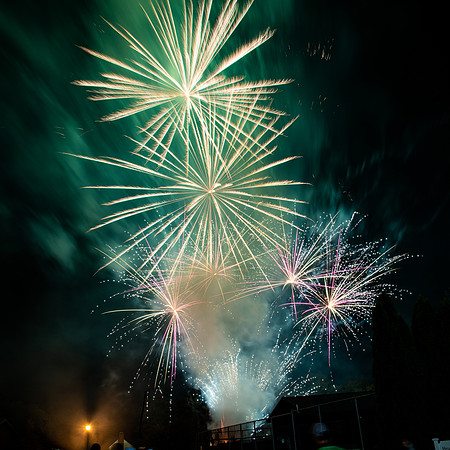 hc19_bonfireworks_wkl_6999