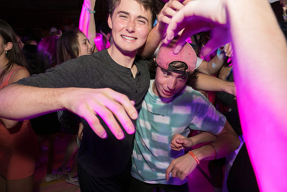 hc19_dance_us_ss_0689