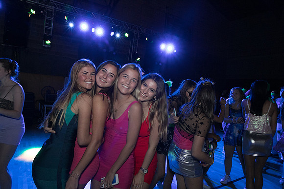 hc19_dance_us_ss_0083