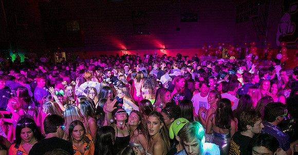 hc19_dance_us_ss_0256