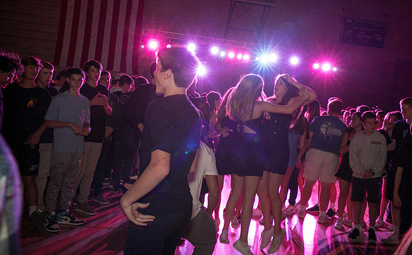 hc19_dance_us_ss_0473