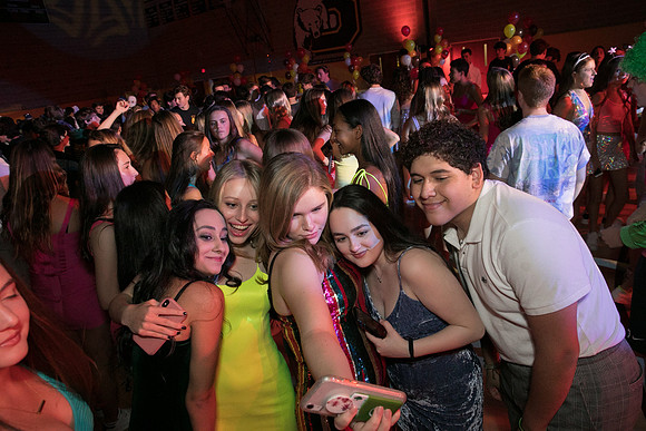 hc19_dance_us_ss_0094