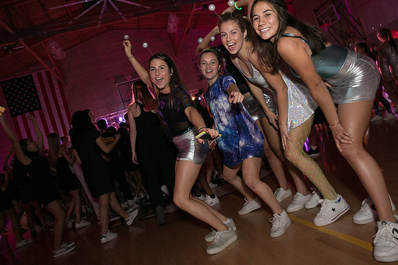 hc19_dance_us_ss_0502