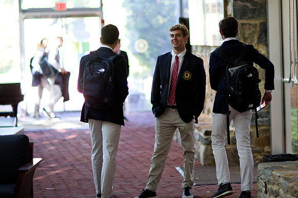 firstday19_candids_us_mk_0027