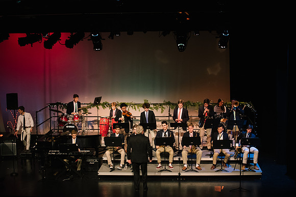 holidayconcert18_us_ah_0016