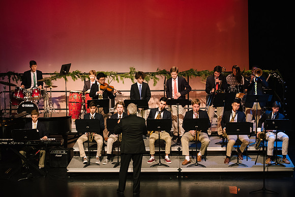 holidayconcert18_us_ah_0017