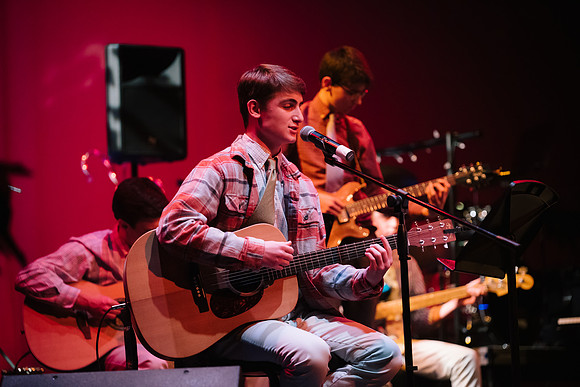 holidayconcert18_us_ah_0082