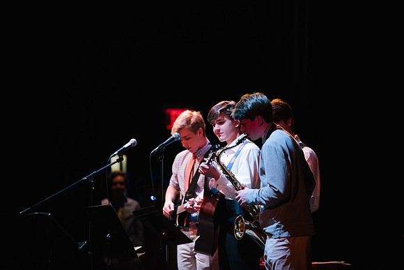 holidayconcert18_us_ah_0051