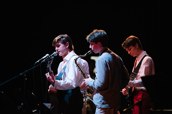 holidayconcert18_us_ah_0043