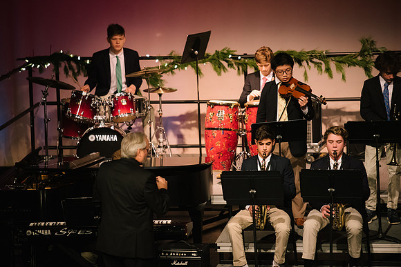 holidayconcert18_us_ah_0023