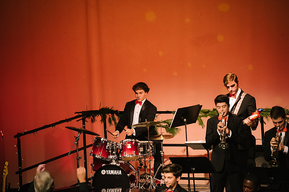 holidayconcert18_us_ah_0113