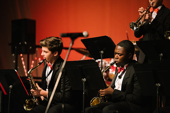 holidayconcert18_us_ah_0117