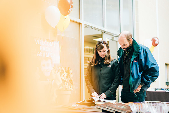 hc19_bearfair_jk_3718 1